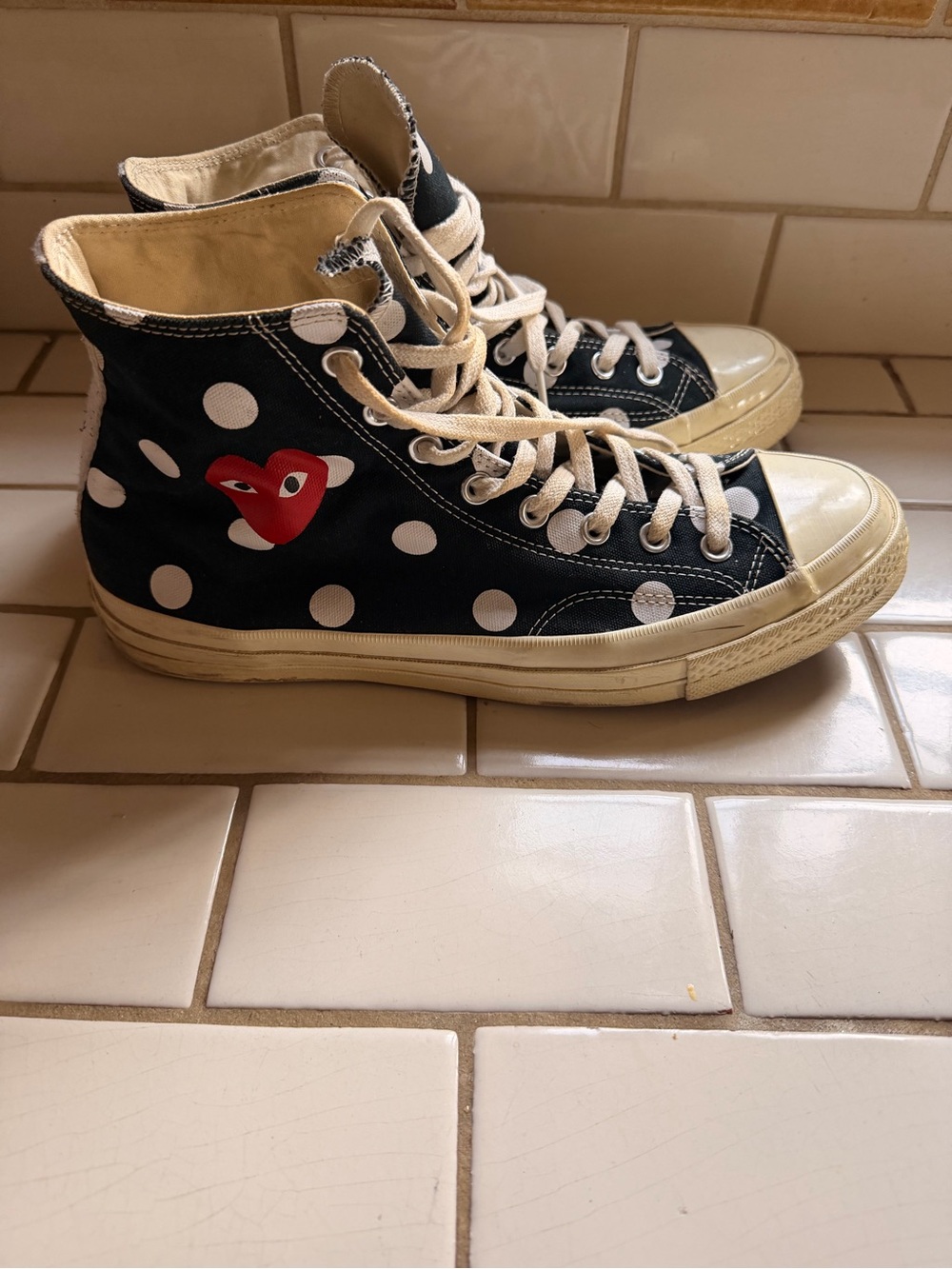Converse x COMME des Garçons PLAY Polka Dot Chuck 70 High Top Sneakers – Men10